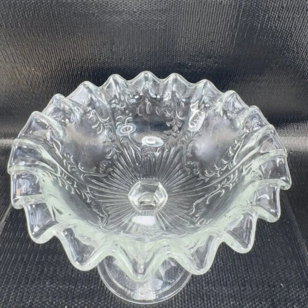 Antique Clear Footed Compote Dish‎ Bowl Wavy Edges Glassware Decor Dish Bowl VTG
